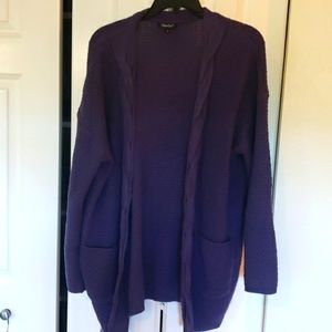 4/$15😁 Eggplant purple knit cardigan